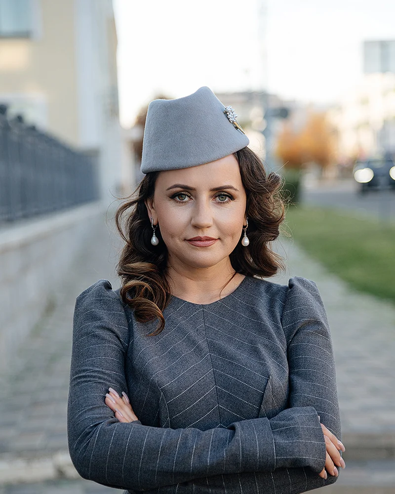 Шляпа пилотка из велюра