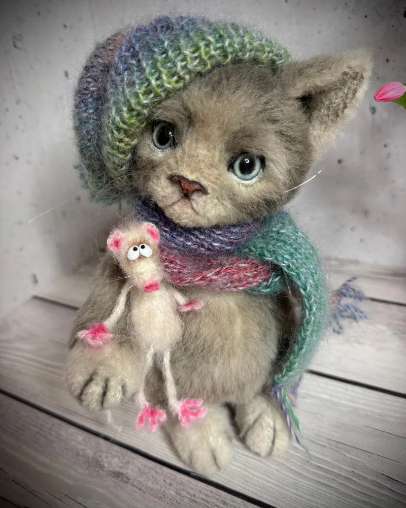 Кот с крысиком