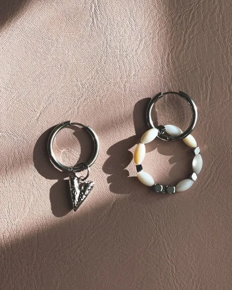 Серьги из коралла и гематита