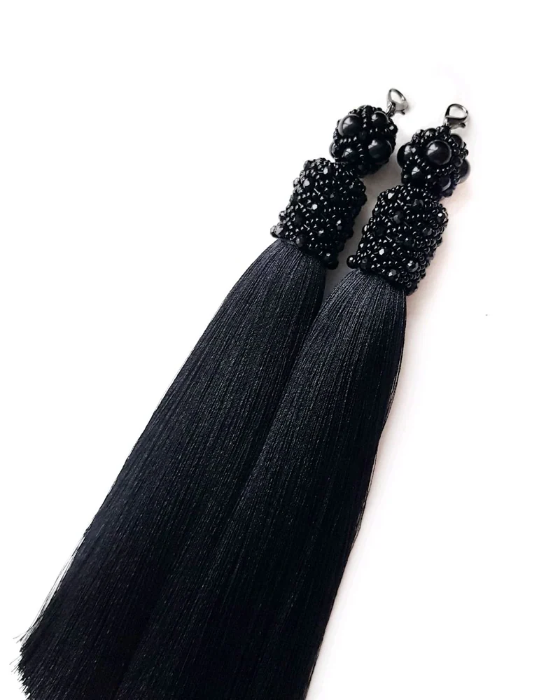 Пояс с кисточками "Black Silk"