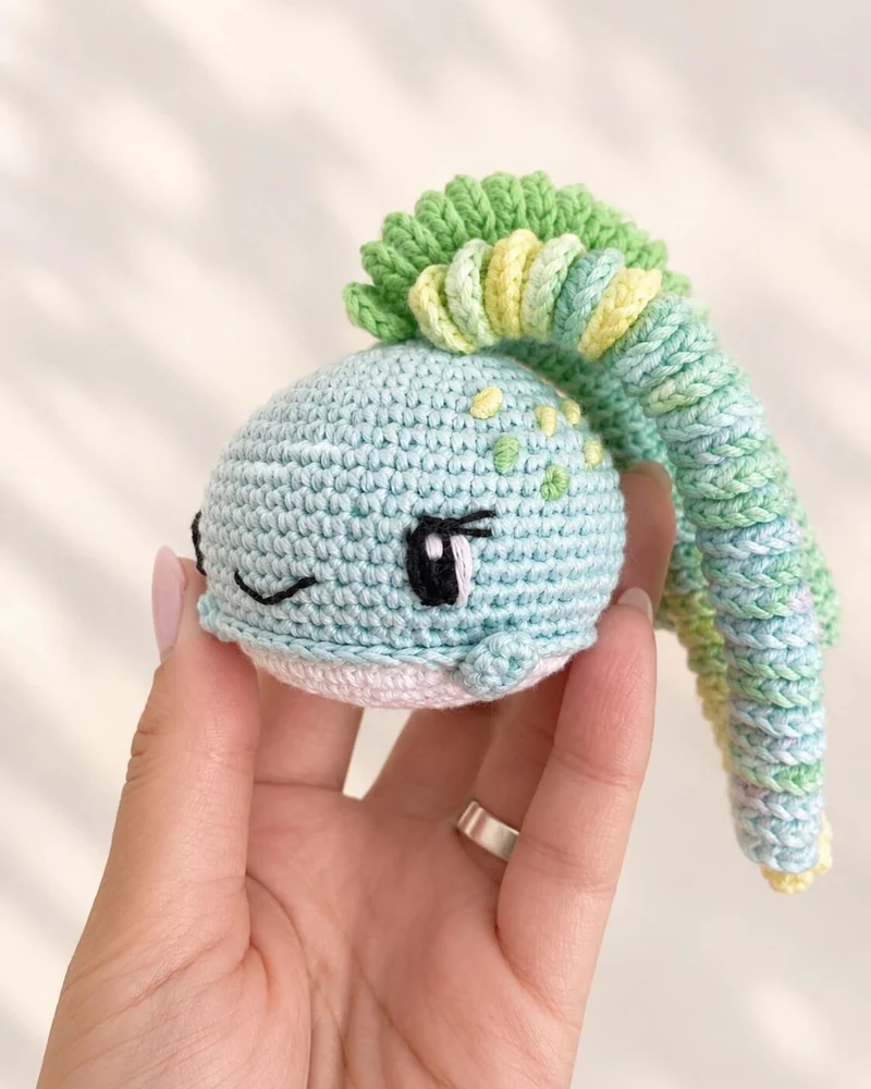 Вязаная игрушка для новорождённого, модель 3