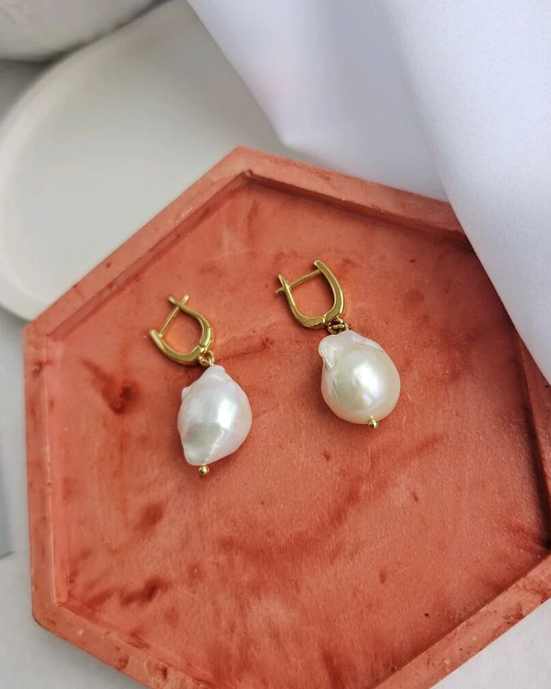 Серьги с барочным культивированным жемчугом