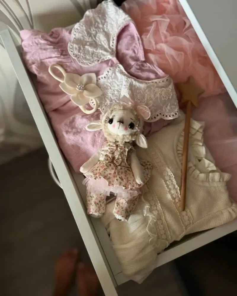 Белая овечка, 18 см