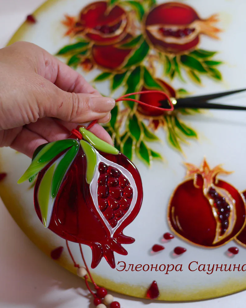 Подвеска интерьерная стекло фьюзинг Гранат