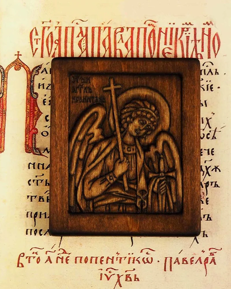 Ангел-хранитель - миниатюрная (дорожная) резная икона из дерева
