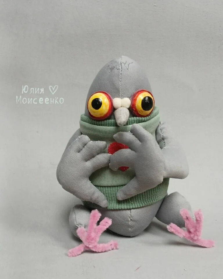 Голубь мира, птица игрушка интерьерная, авторская работа