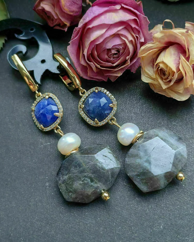 Серьги из натуральных камней