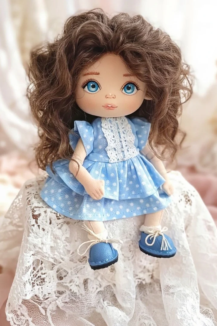 Текстильная кукла