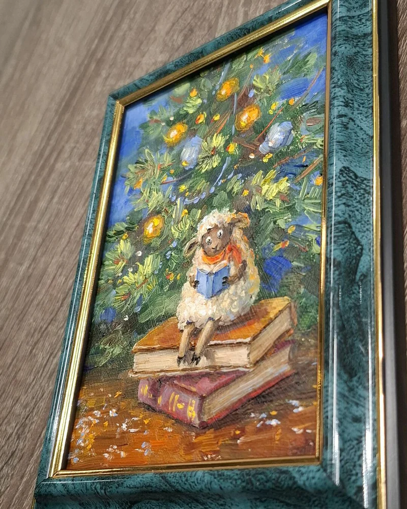 Овечка с книжкой. Миниатюра 15х10