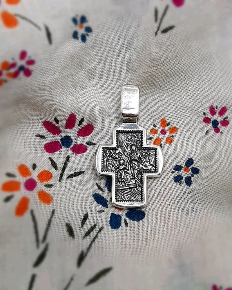 Детский крестик 3*1.5 см