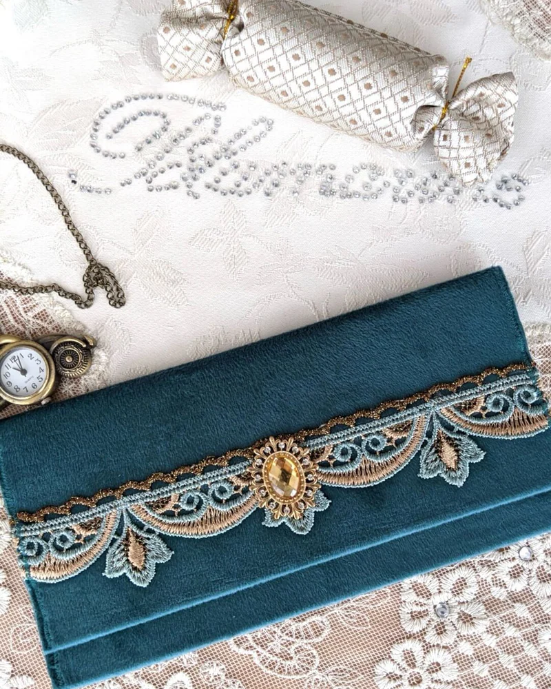 Конверт для денег из бархата Подарить деньги красиво
