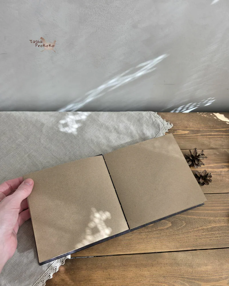 Деревянный блокнот 15,5×15,5 см с коптским переплётом — Mandrake Root