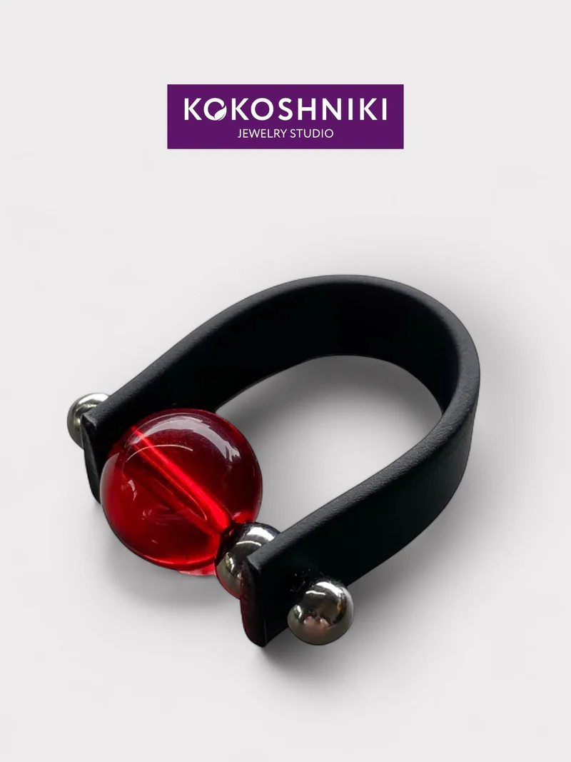 Кольцо — Красный