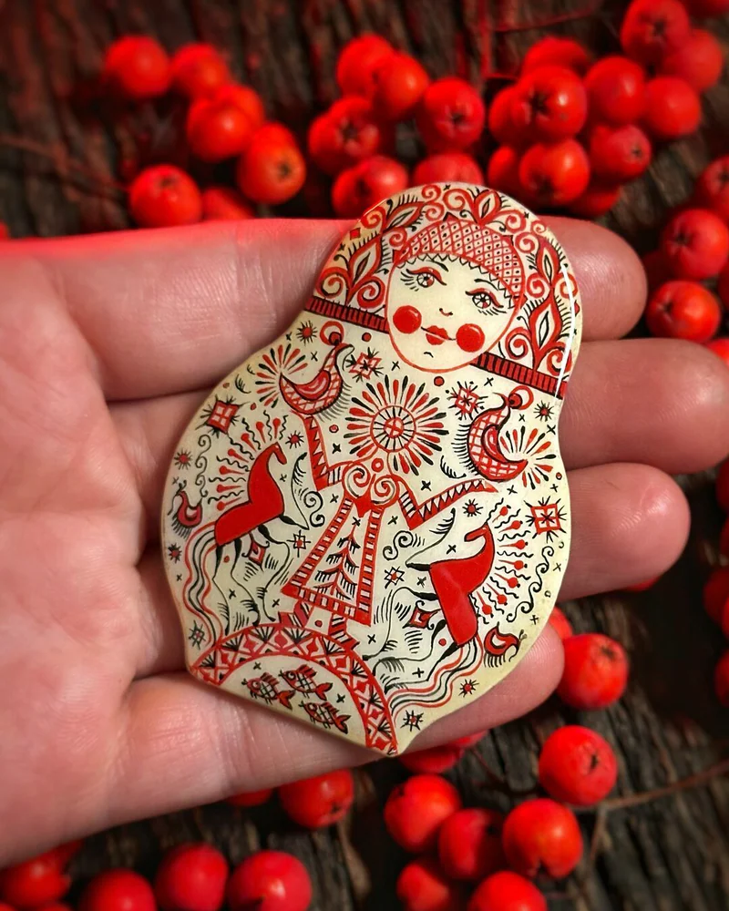 Брошка-матрешка «Богиня»
