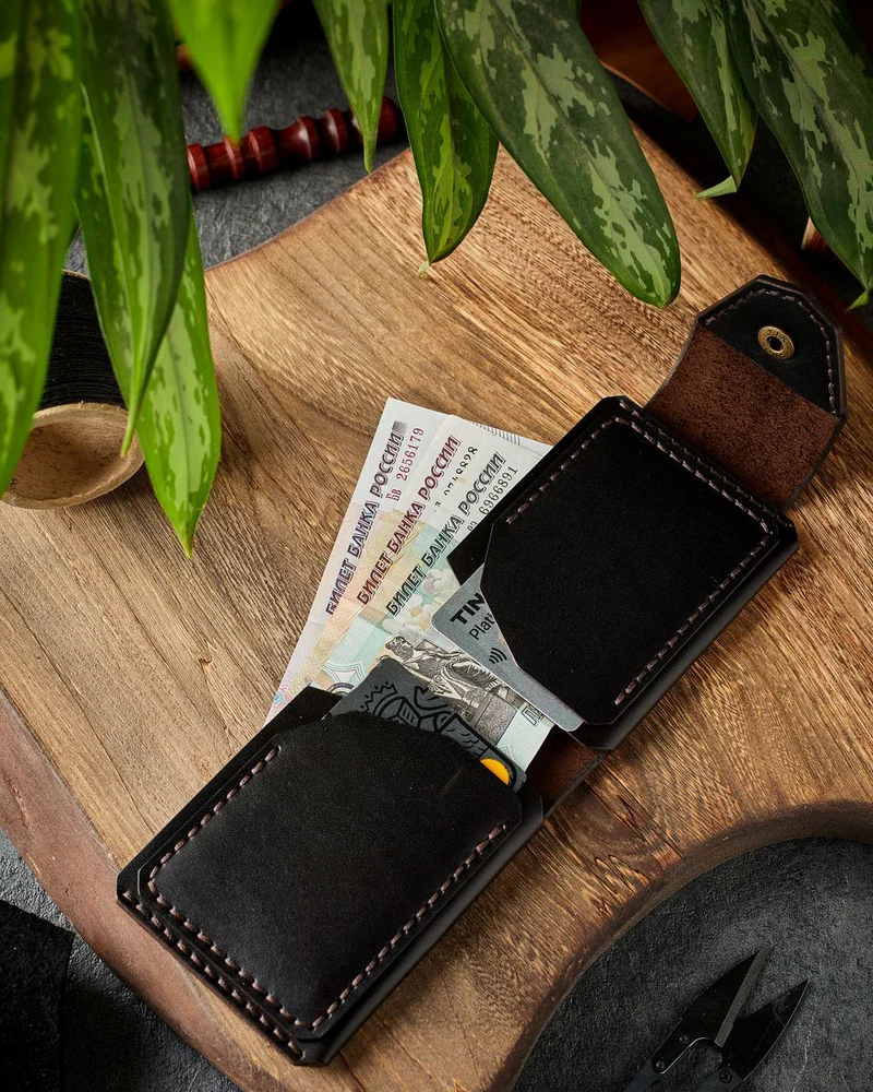 Кошелек из натуральной кожи HELFORD Compact тёмно-коричневый