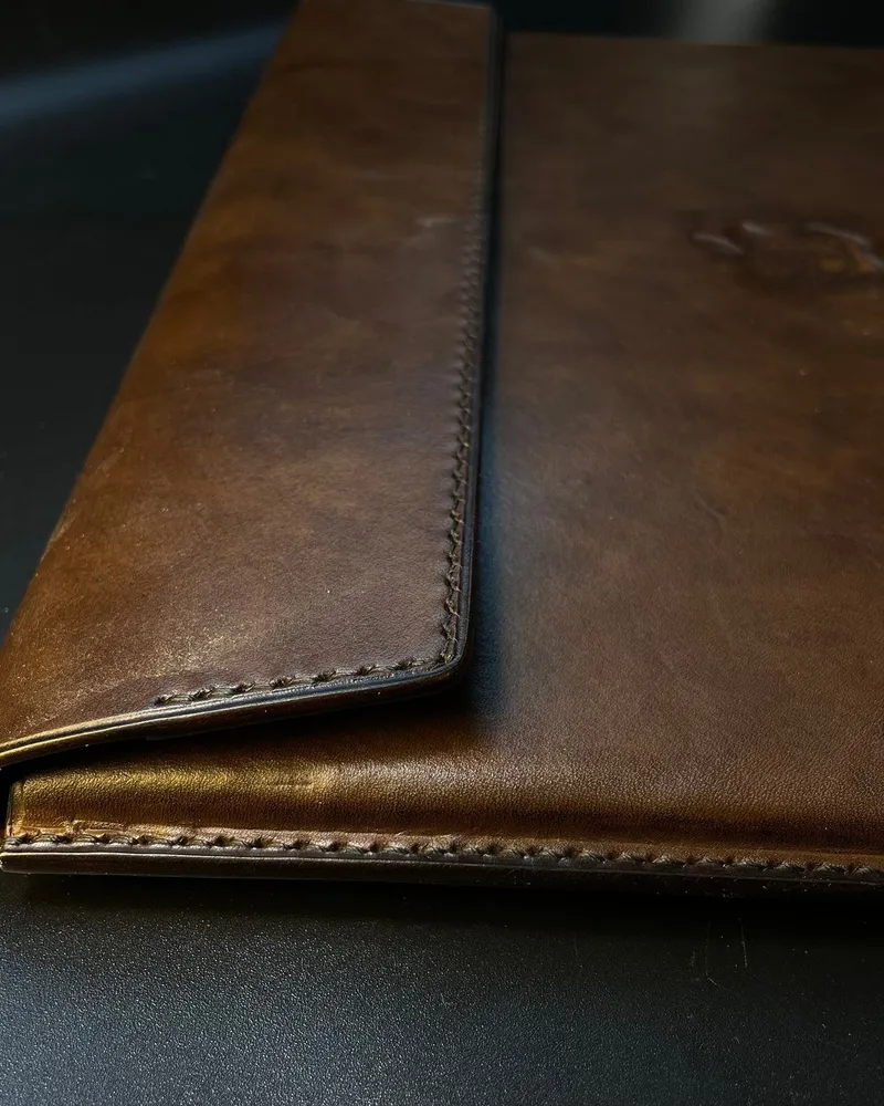Чехол для MacBook Pro 14 — Коричневый