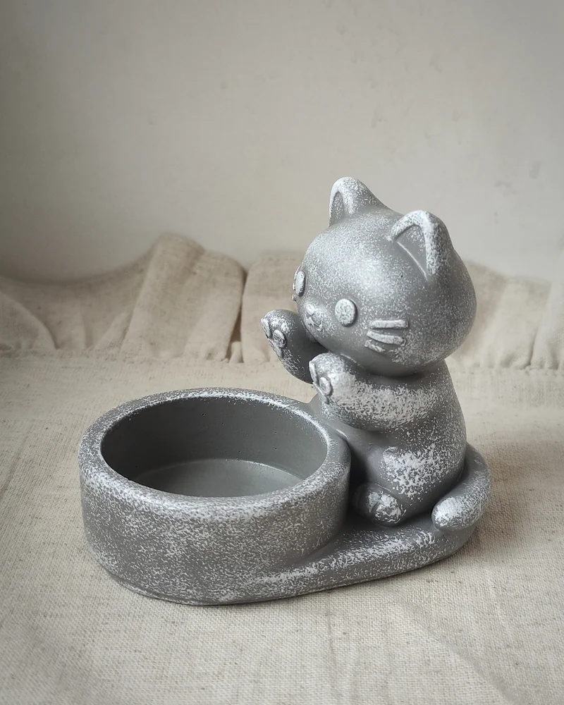 Подсвечник "Котик греет лапки"
