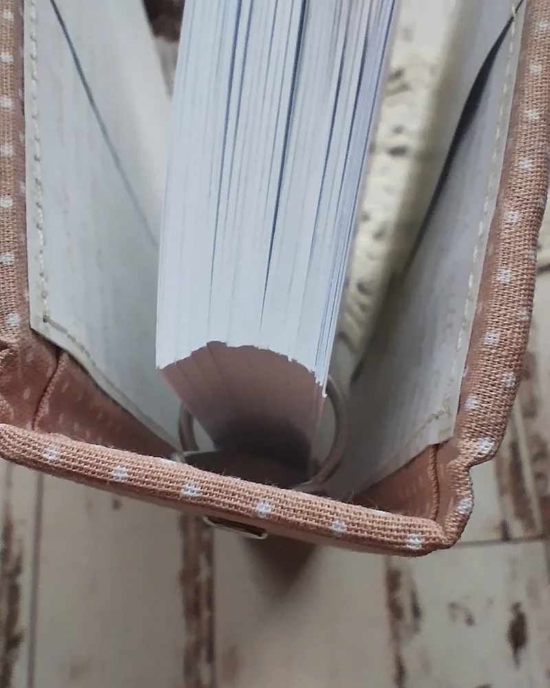 Кулинарная книга на кольцах 13×16 см — Пудровая в горошек, батончики