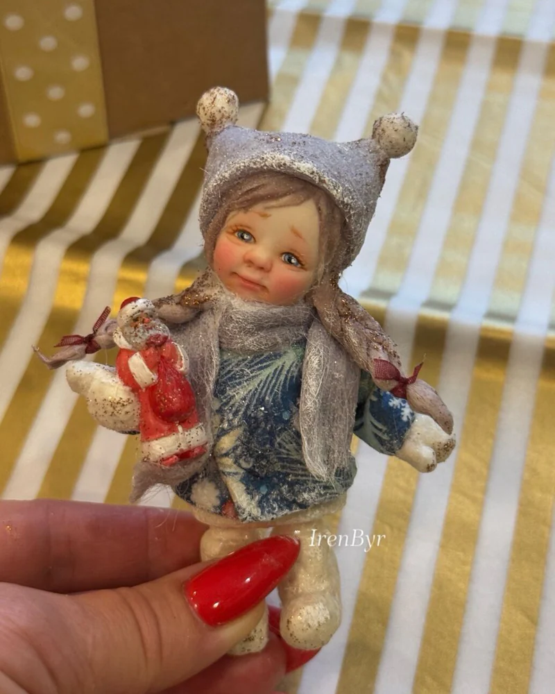 Девочка с дедом Морозом