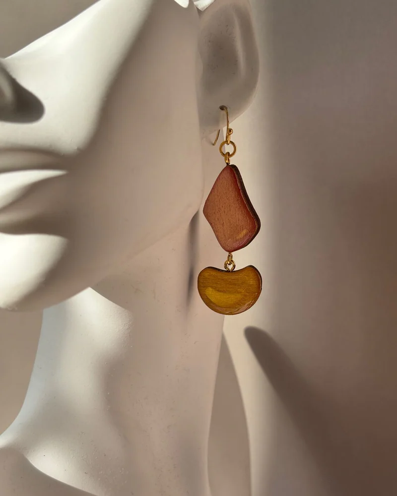 Серьги асимметричные золото с розовым