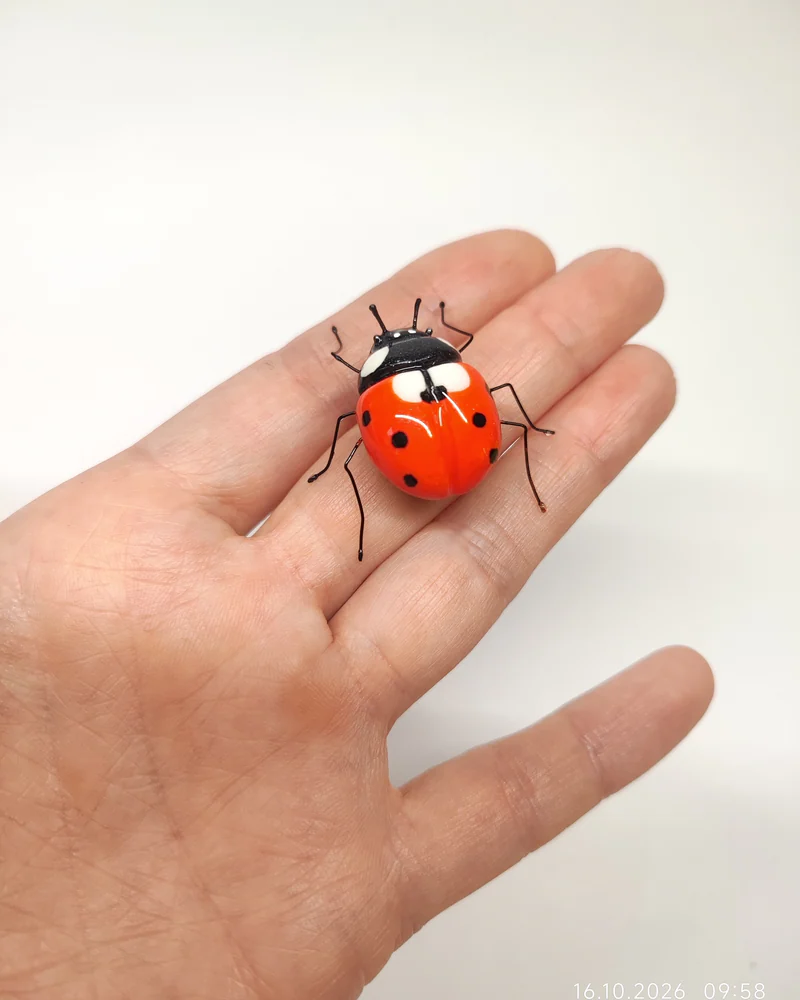 Фигурка Божья коровка