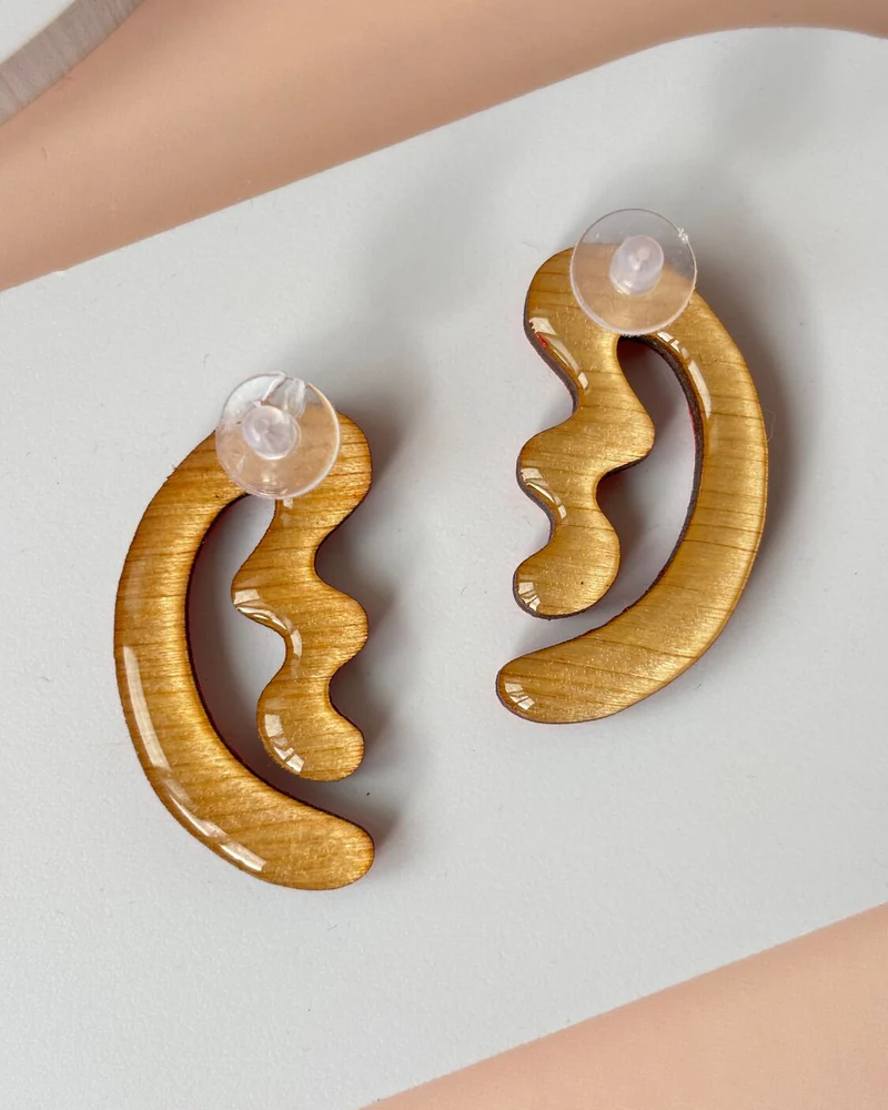 Серьги красные.Крупные серьги из дерева
