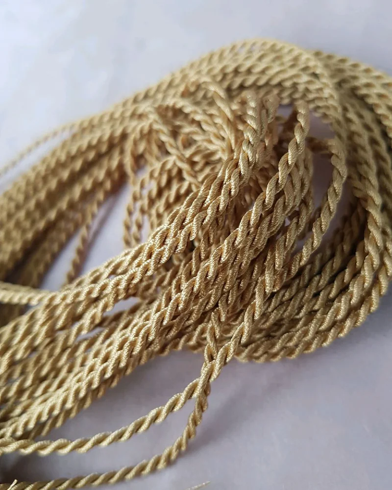 Панно Gold Tassels