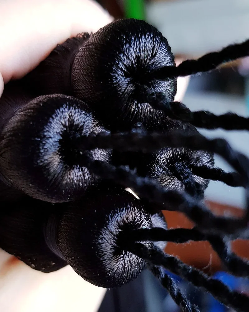 Кисти с петельками " Black Classik"