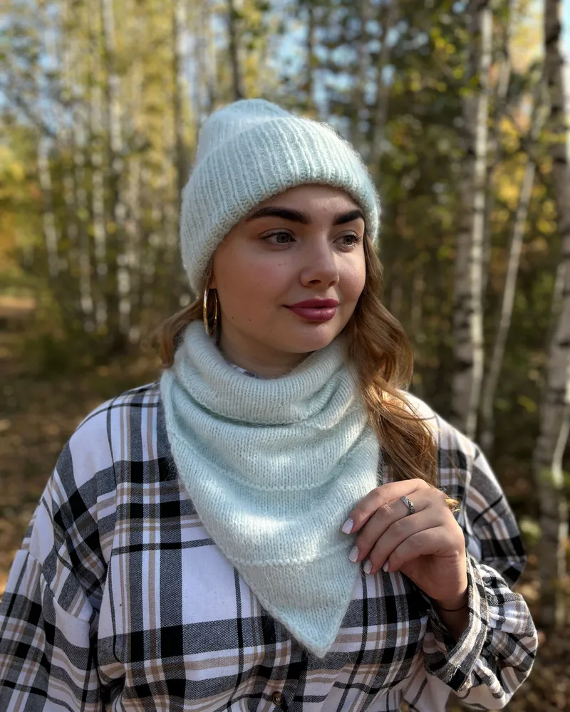 Комплект Шапка с манишкой — Мятного цвета
