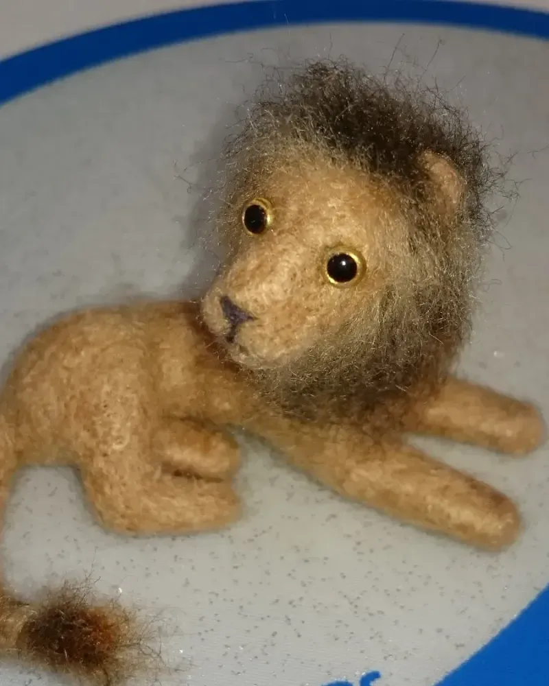 Лев, валяная игрушка — Основной