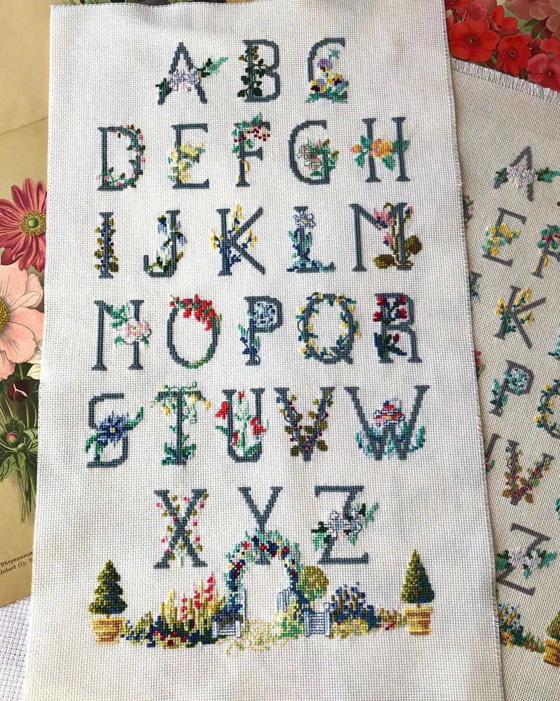 Вышивка «Алфавит»