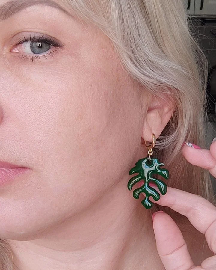 Серьги лист монстеры