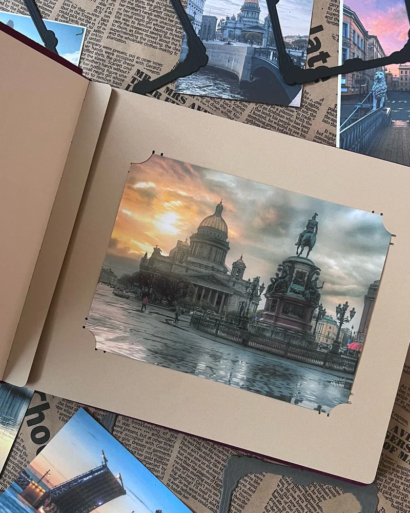 Фамильный фотоальбом — бордовый