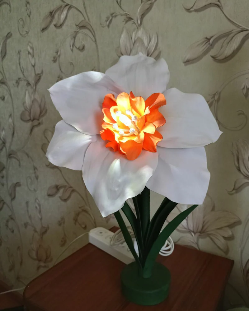 Светильник НАРЦИСС ВЕСЕННИЙ из фоамирана