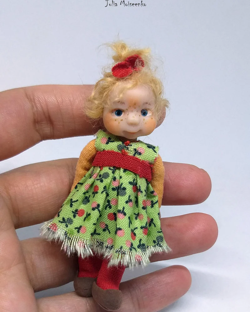 Кукла Девочка