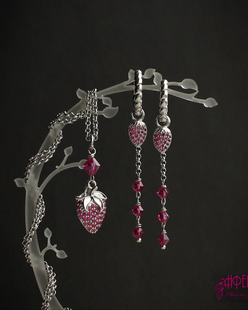 Комплект "Клубничка" Swarovski
