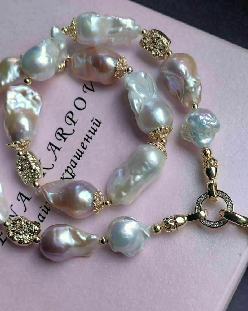 Колье с жемчугом барокко