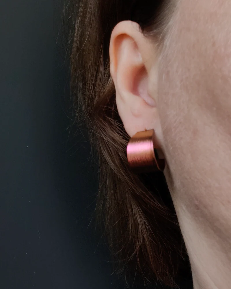Серьги гвоздики из титана базовые — Розовые широкие