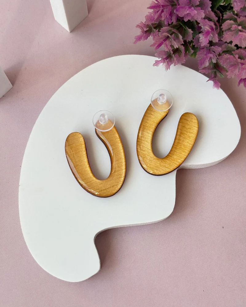Серьги розовые.Акцентные из дерева