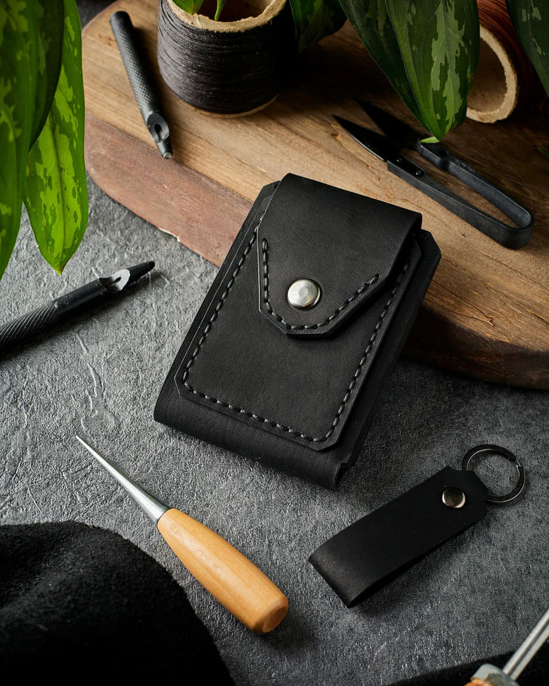 Кошелек из натуральной кожи HELFORD Compact — Чёрный матовый