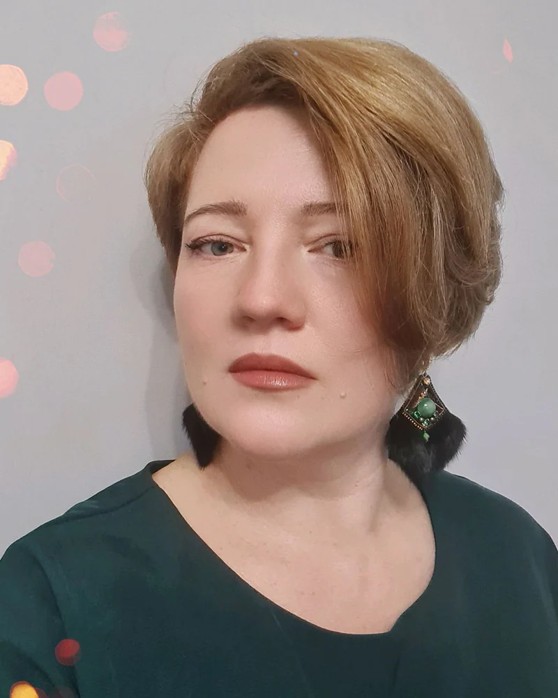 Серьги с мехом норки, вышитые бисером, зелёный