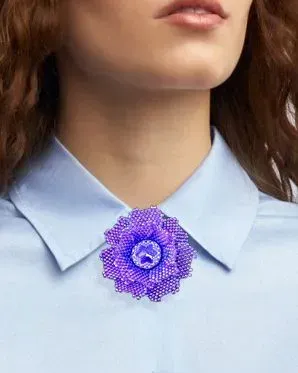 Сиреневая брошь «Цветок» с кристаллом Swarovski, D4см, ручная работа
