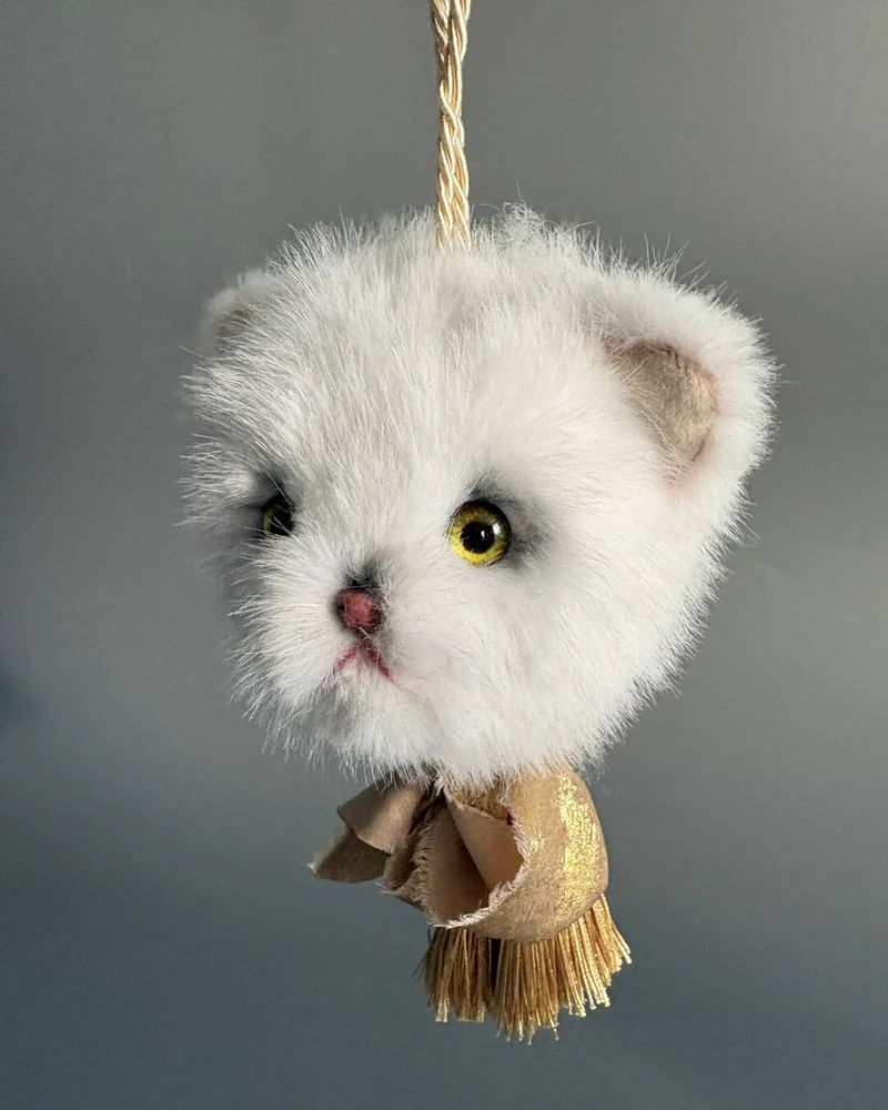 Котёнок — ёлочная и интерьерная игрушка, белый — Основной