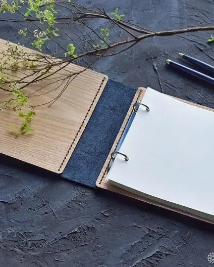 Свадебная книга пожеланий Memory из кожи и дерева — Зелёный
