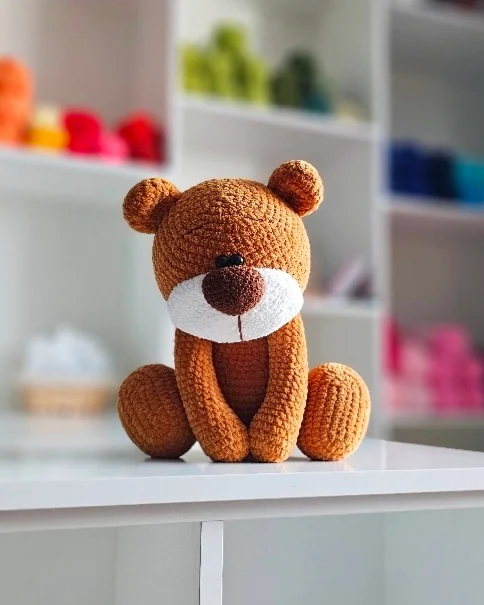 Мишка плюшевый крючком 25 см