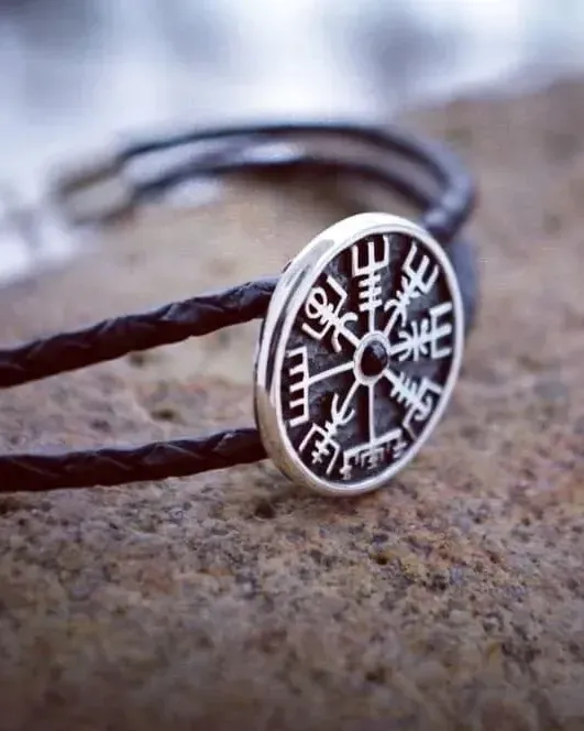Браслет Vegvisir - Рунический компас — Основной