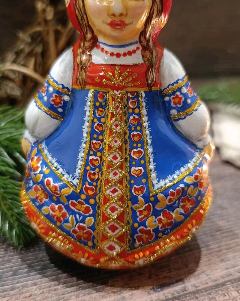 Ёлочная игрушка "Алёнка"