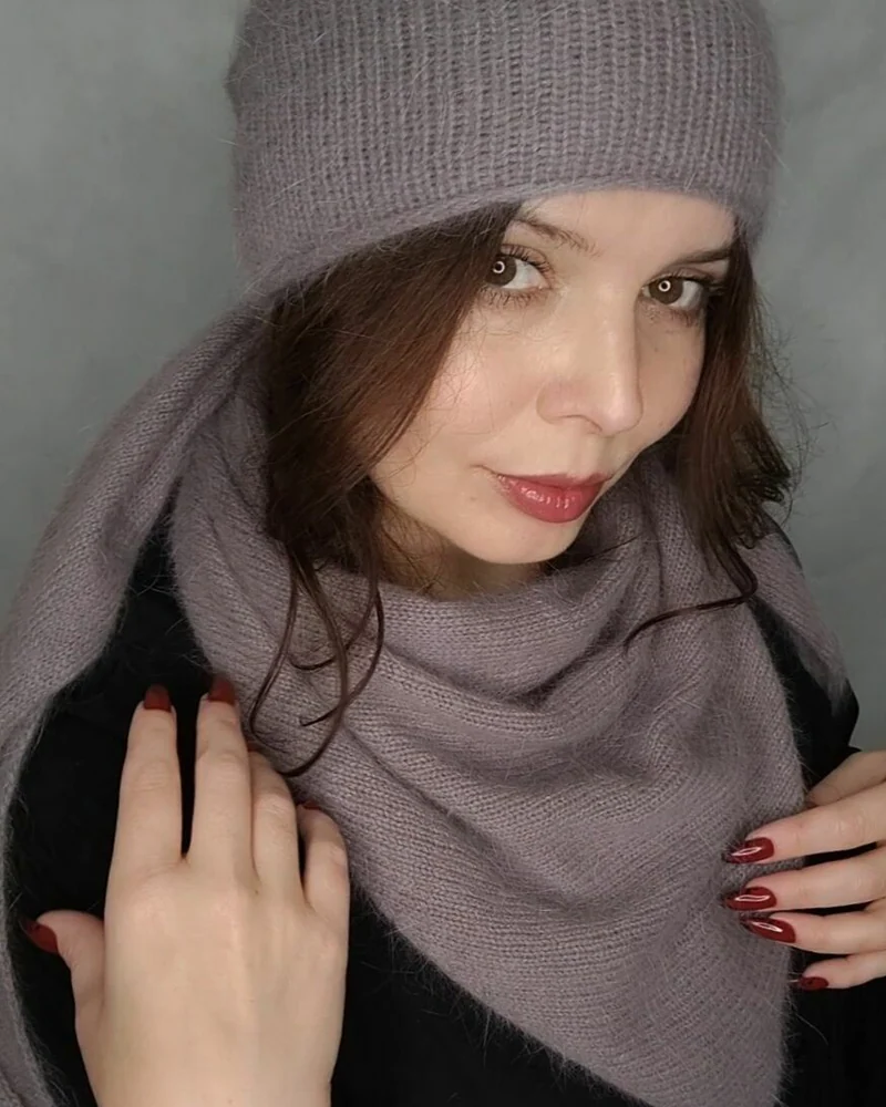 Косынка вязаная серая платок из ангоры