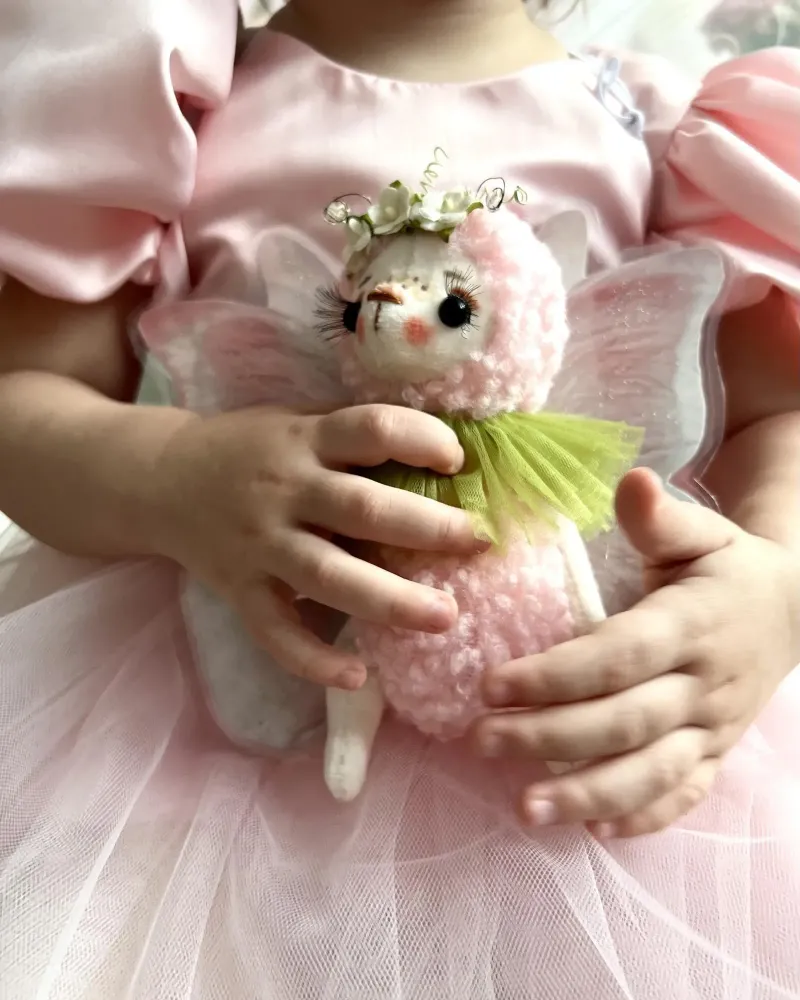 Розовая бабочка, 18 см