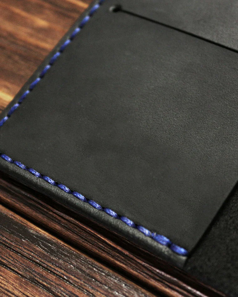 Обложка для паспорта из натуральной кожи HELFORD Cover чёрный